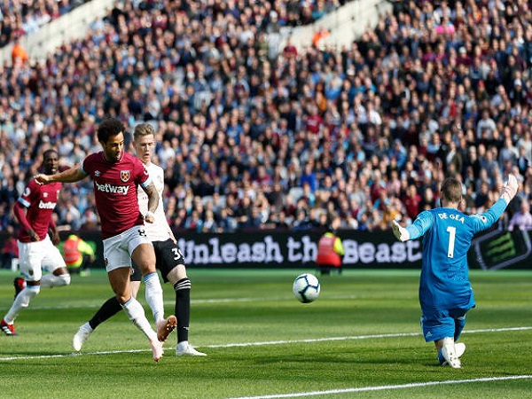 Man Utd làm điều chưa từng có sau thất bại trước West Ham