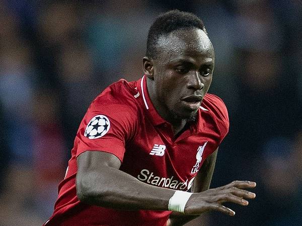 Rummenigge tiết lộ Bayern suýt giành Sadio Mane