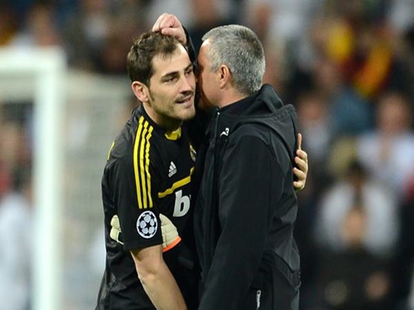 tin-bong-da-29-9-casillas-cong-khai-su-ve-mourinho