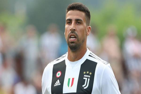 tin-bong-da-chieu-30-11-khedira-quyet-canh-tranh-vi-tri-tai-juve