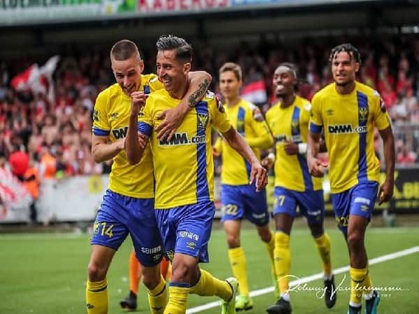 Nhận định Standard Liege vs Sint-Truiden, 2h45 ngày 7/1