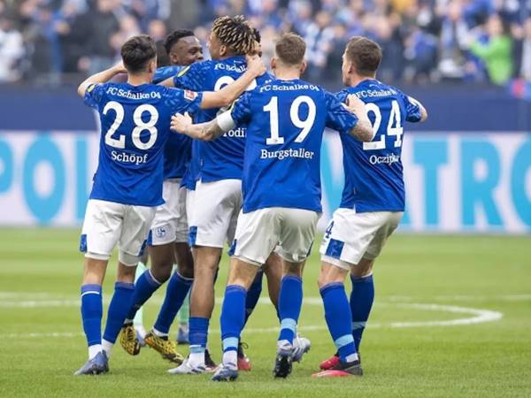 Nhận định bóng đá Kaiserslautern vs Schalke 0h30 ngày 27/1