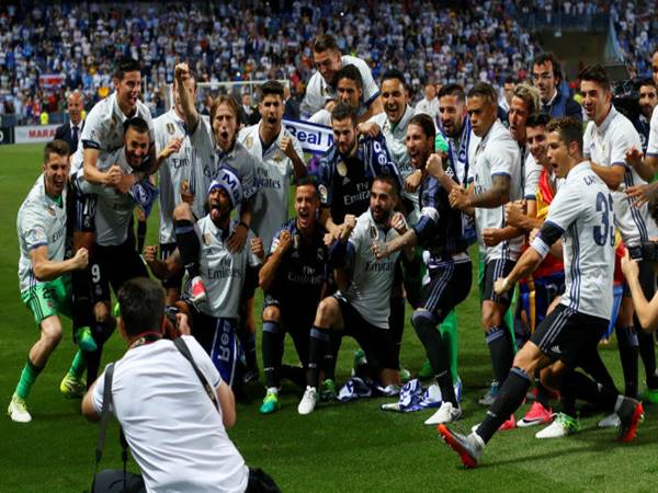 Real Madrid vô địch La Liga mùa giải 2016–17