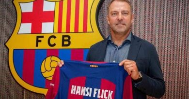 BĐQT 4/9: Wenger khen ngợi Barca thời HLV Hansi Flick